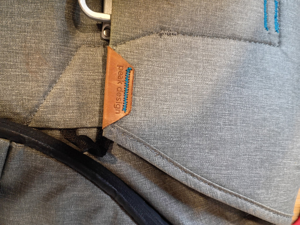 Peak Design Everyday Backpack V2 20L – Excellent Condition